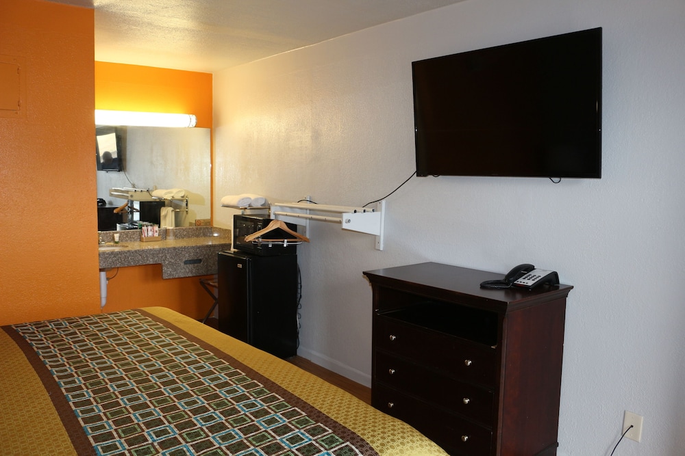 Lone Star Inn Kerrville Fredericksburg 31/42