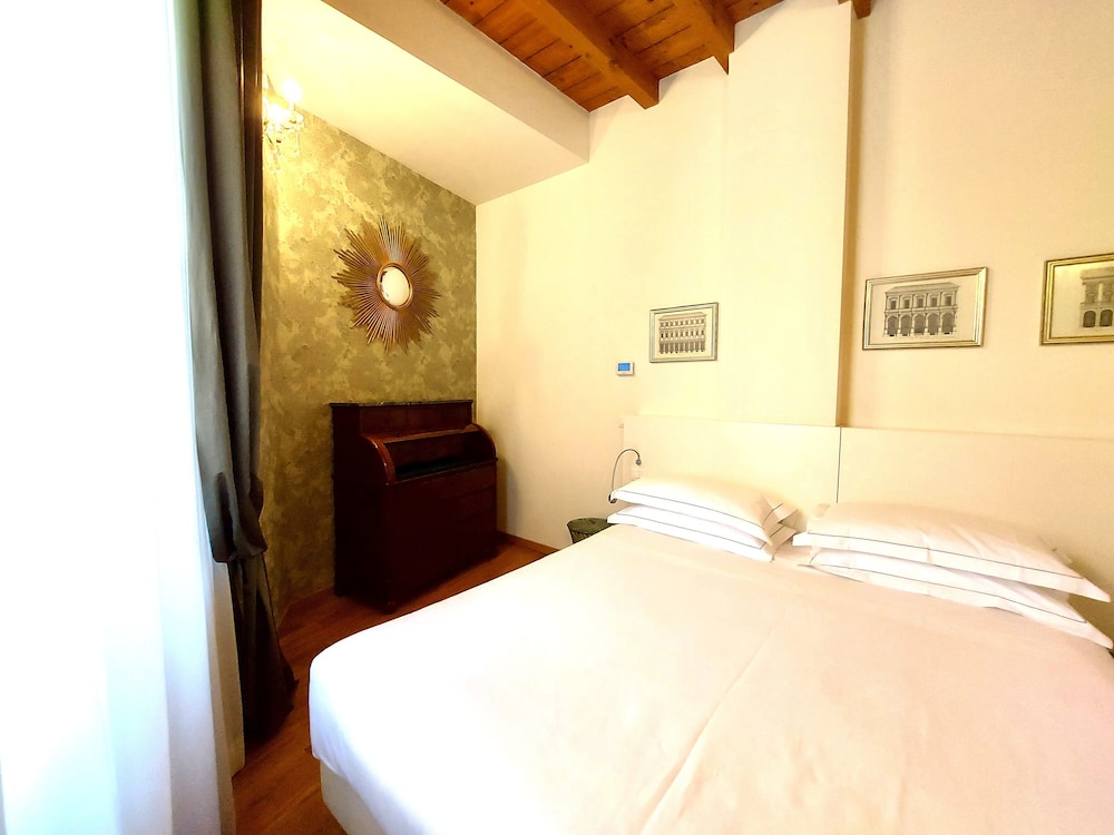 Phi Hotel Bologna Apartments 5/58