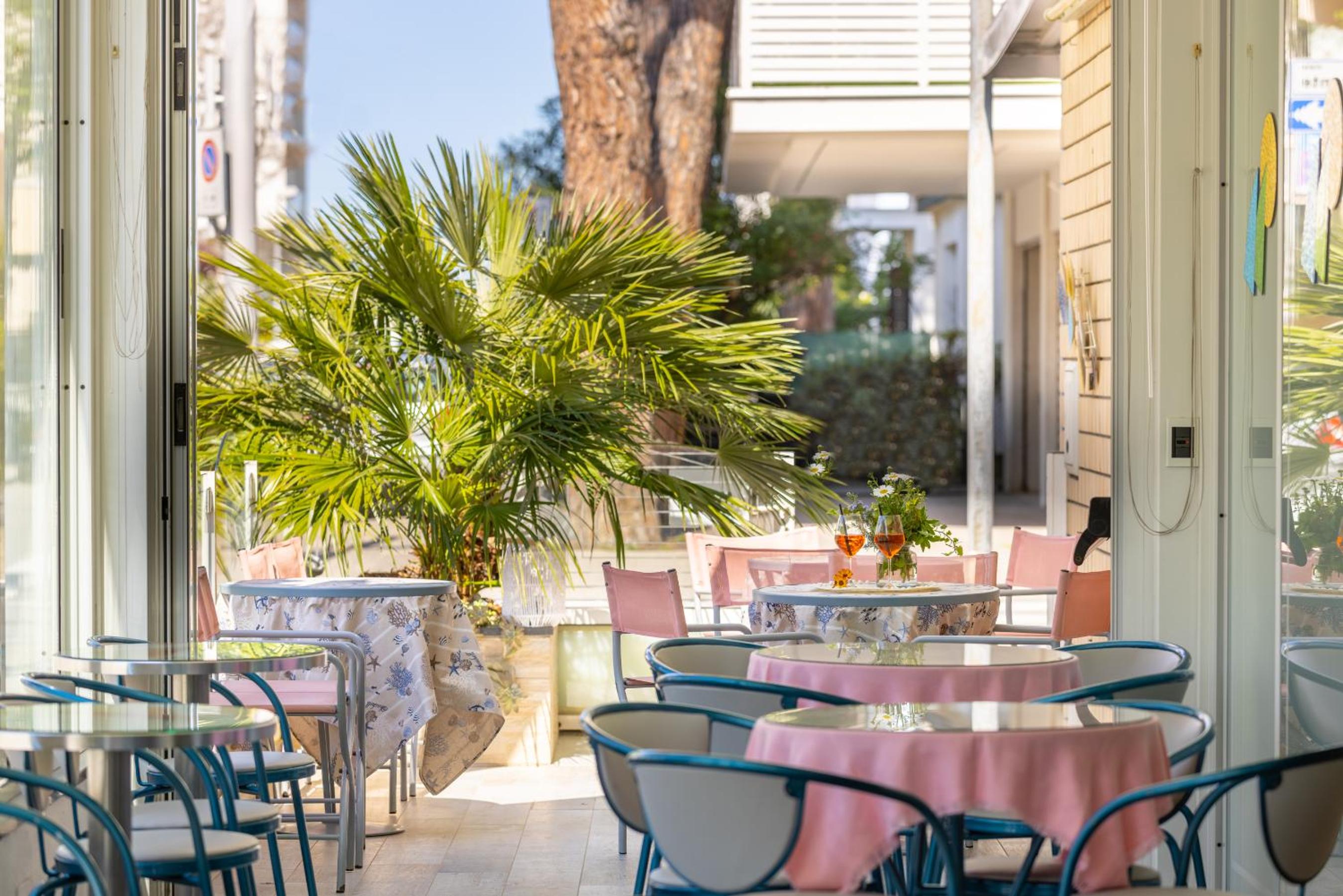 Hotel Caprice 34/50