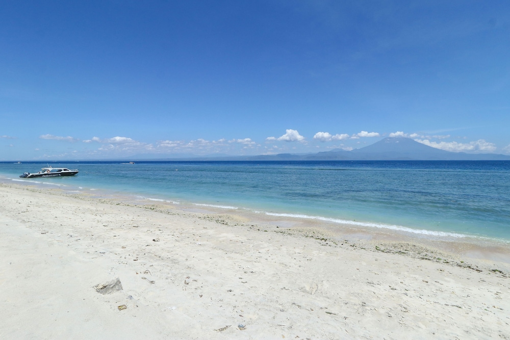 Road Beach Villa 37/53