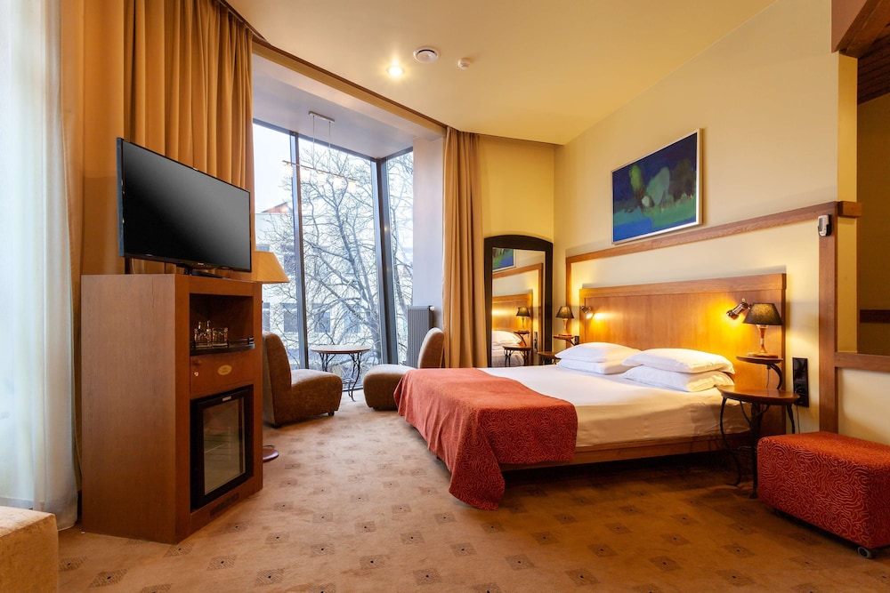 Best Western Santakos Hotel 8/44