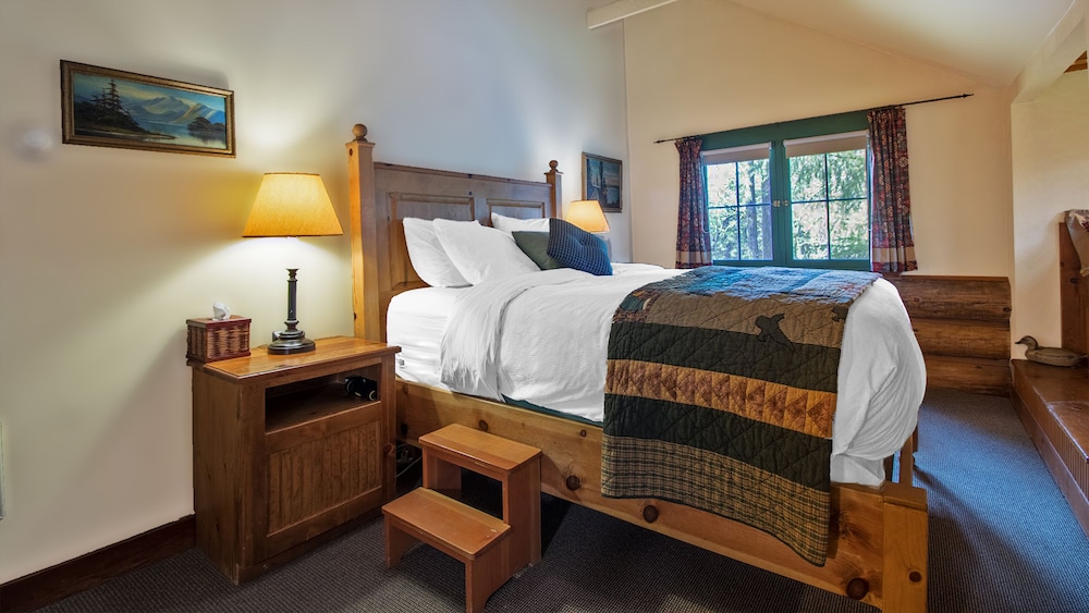 Weasku Inn 8/50