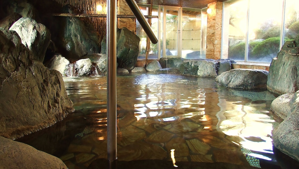 ISAWA VIEW HOTEL 25/48