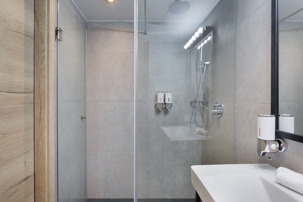 Azur Hotel by ST Hotels 17/42