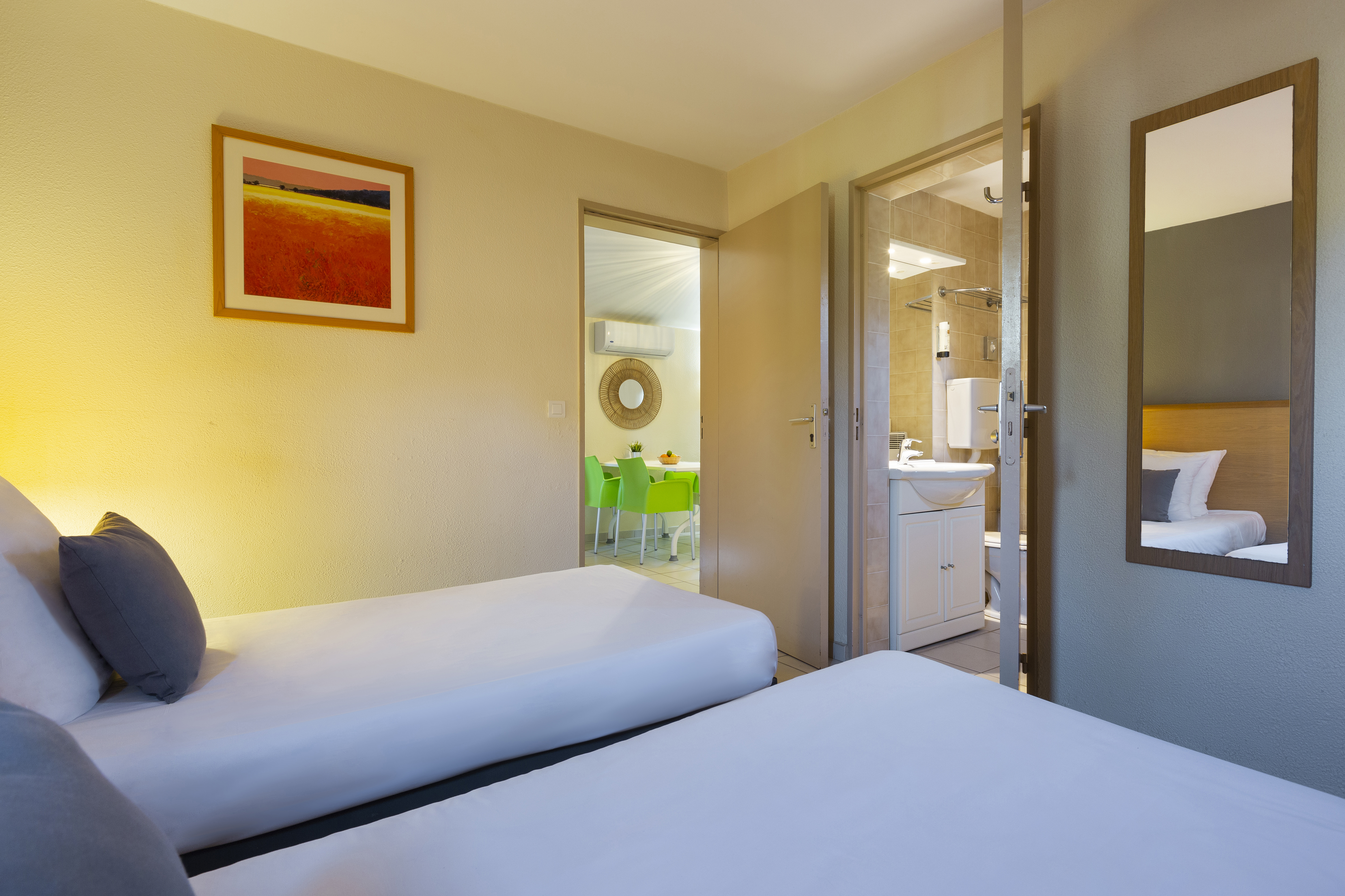 SOWELL HOTELS Les Jardins Du Cap 6/23