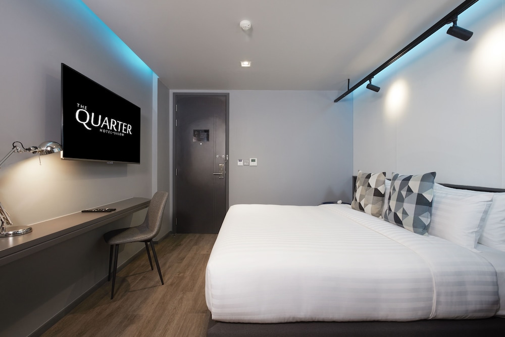 The Quarter Hotel Silom By UHG 31/68
