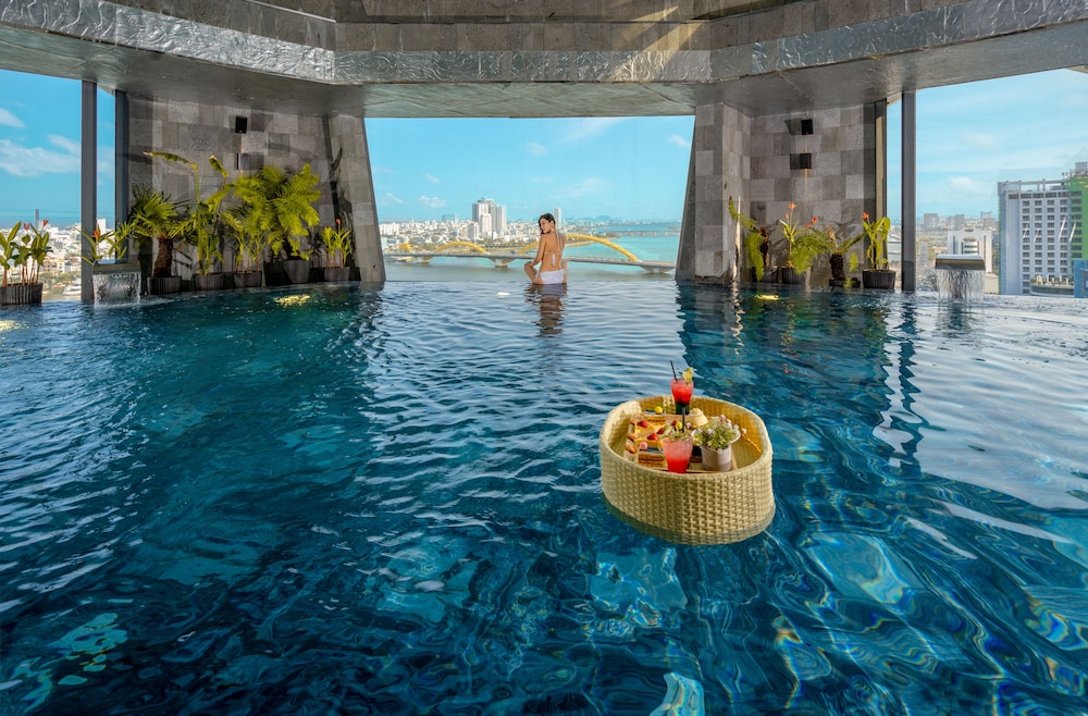 HAIAN Riverfront Hotel 35/60