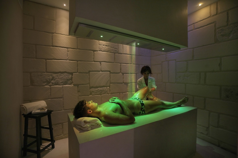 Masseria Antonio Augusto 36/50