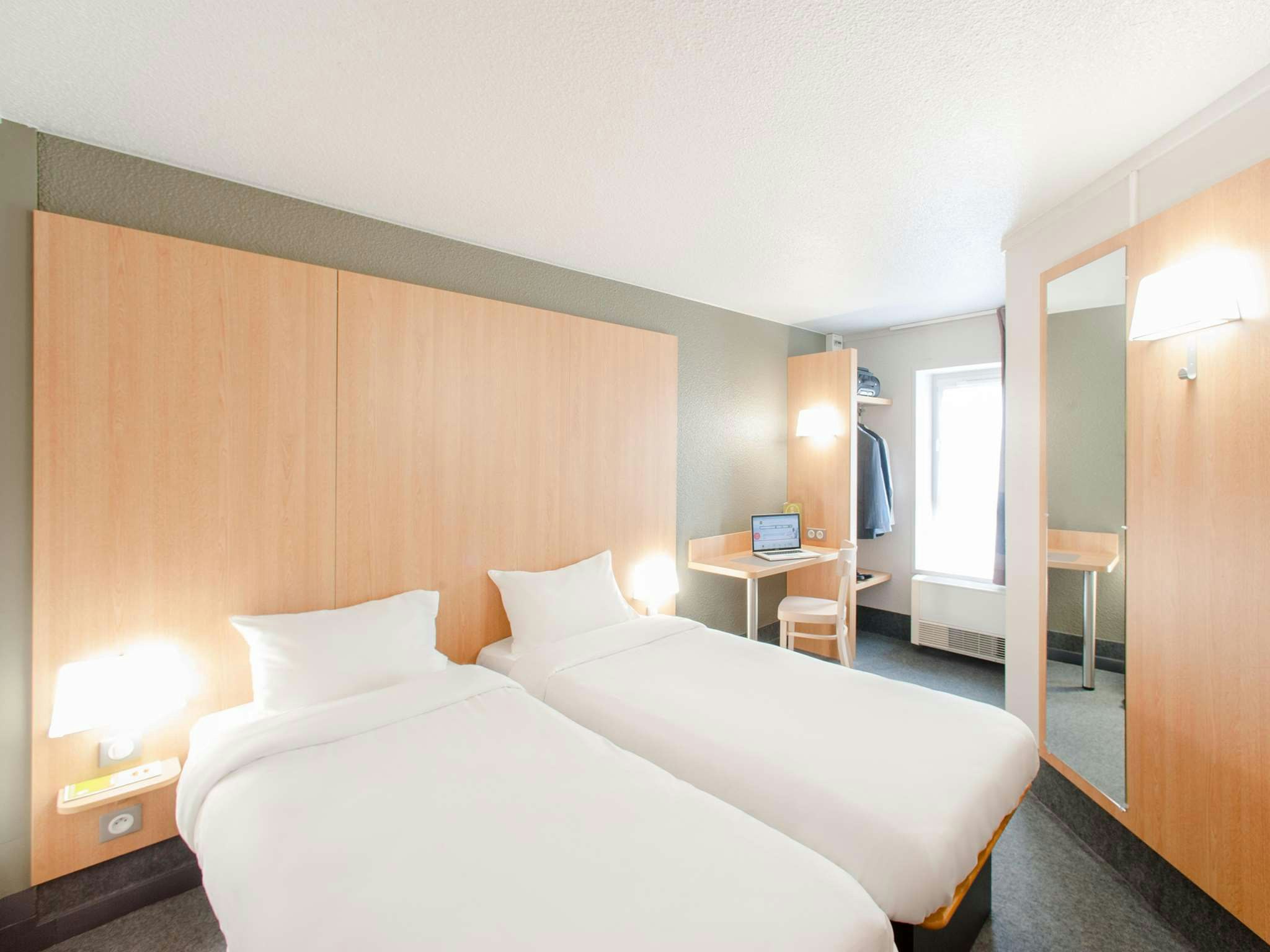 B&B HOTEL Dreux Centre 12/36