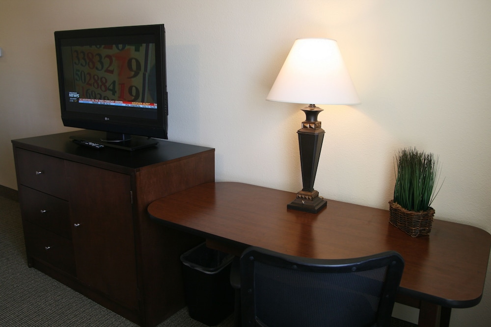 Affordable Suites Mooresville/Lake Norman 9/25