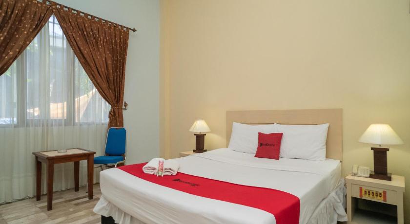 RedDoorz Plus near UIN Banjarmasin 13/52