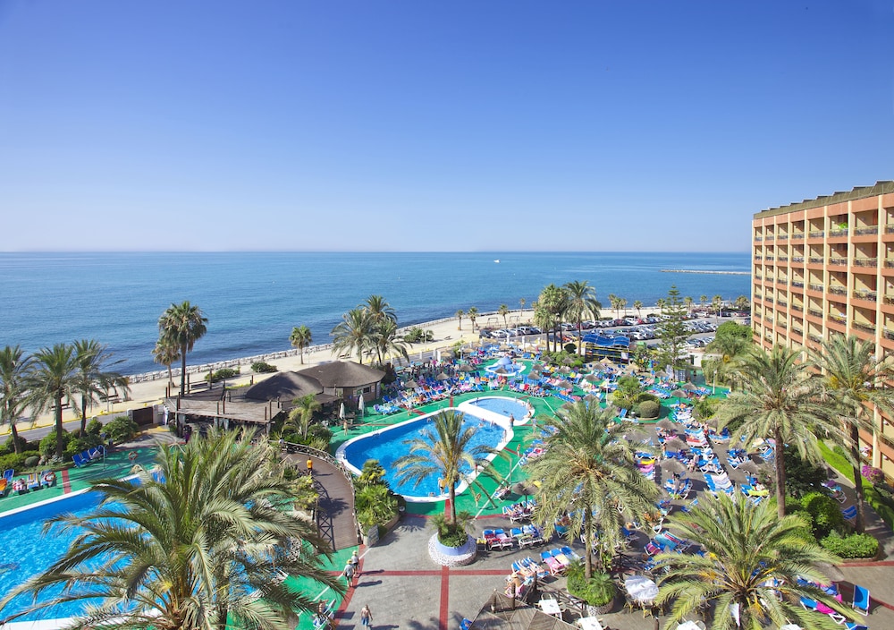 Sunset Beach Club Aparthotel 47/50