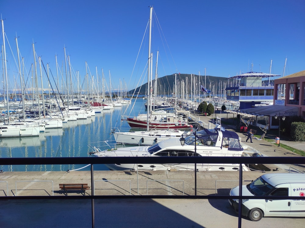 Ianos Bay 14/21