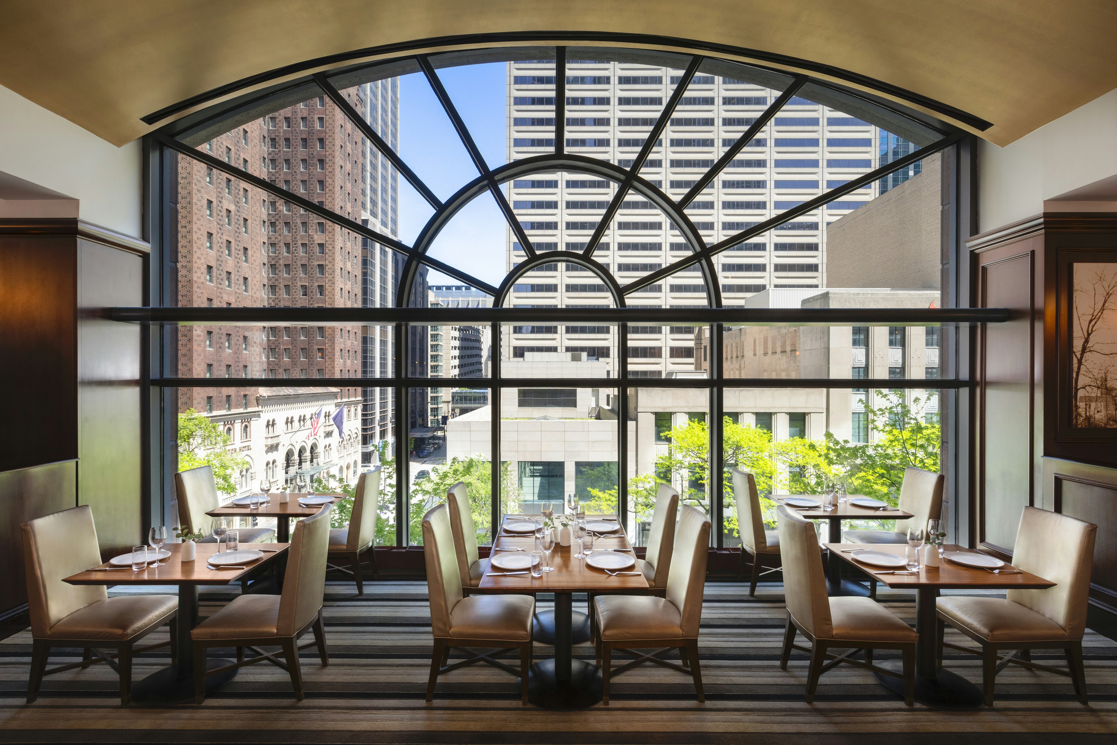 Omni Chicago Hotel 68/84