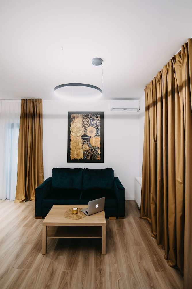 Gaudi Accommodation 6/32