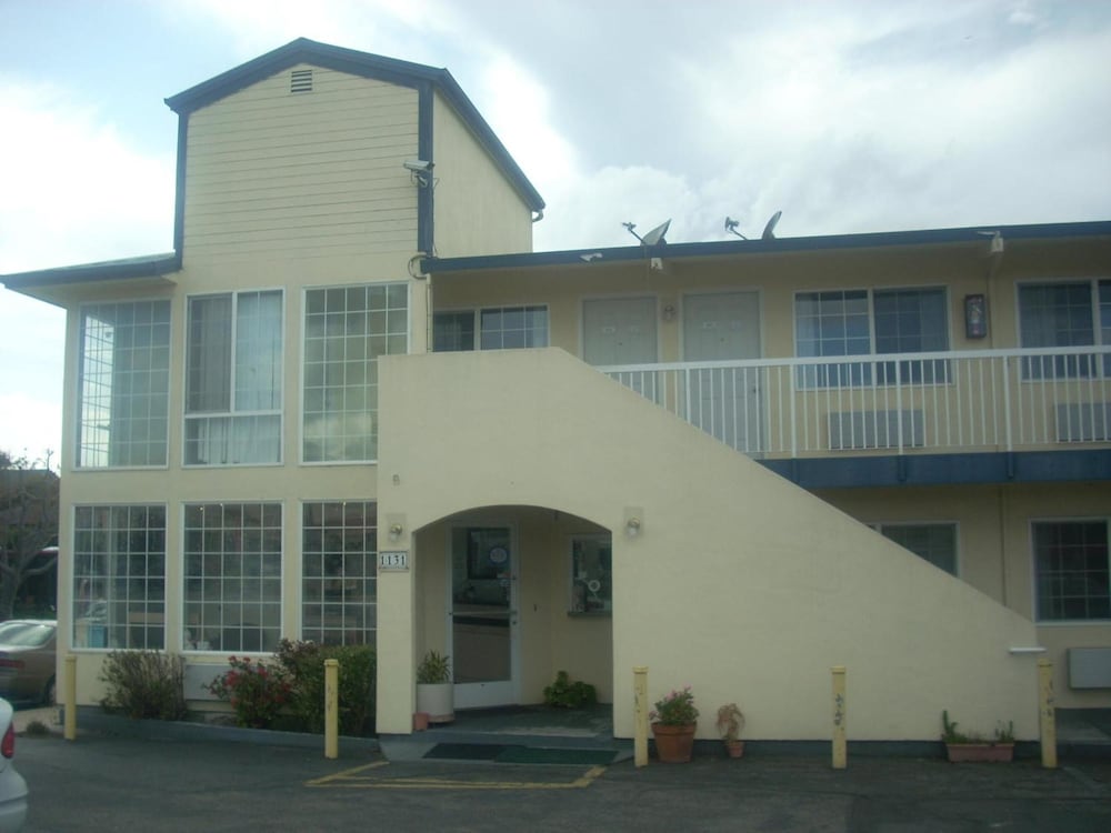 Economy Inn Monterey 31/31