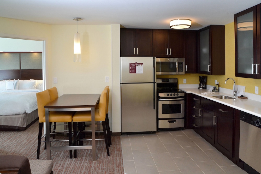 Residence Inn By Marriott Akron Fairlawn 23/28