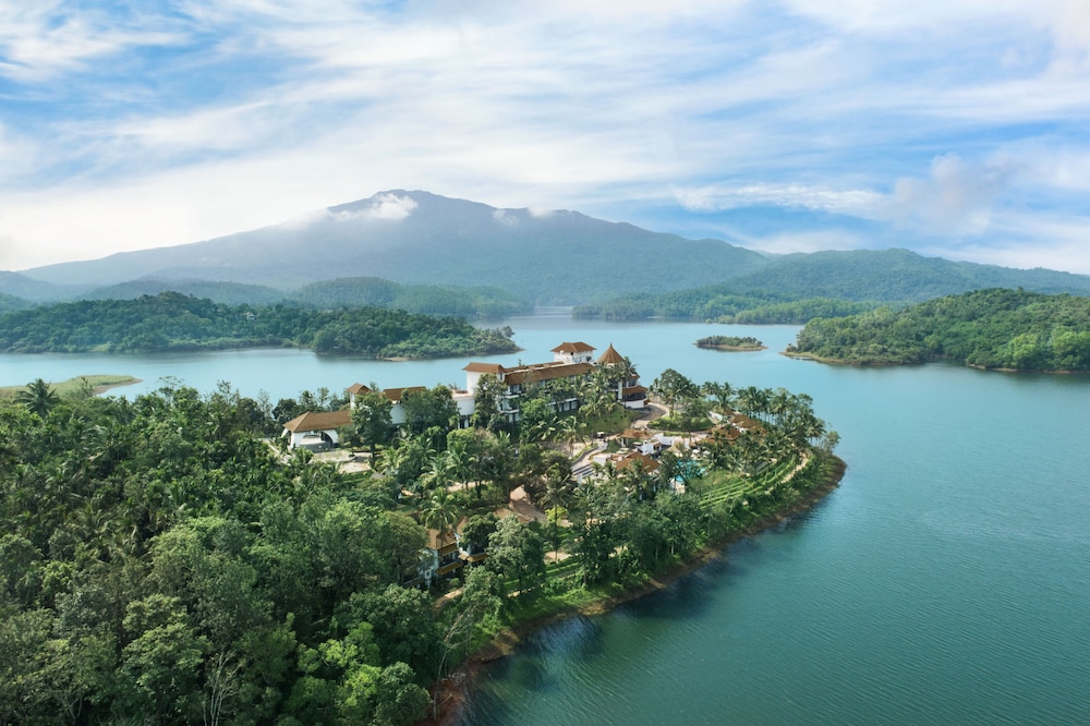 Taj Wayanad Resort Spa Kerala 52/63