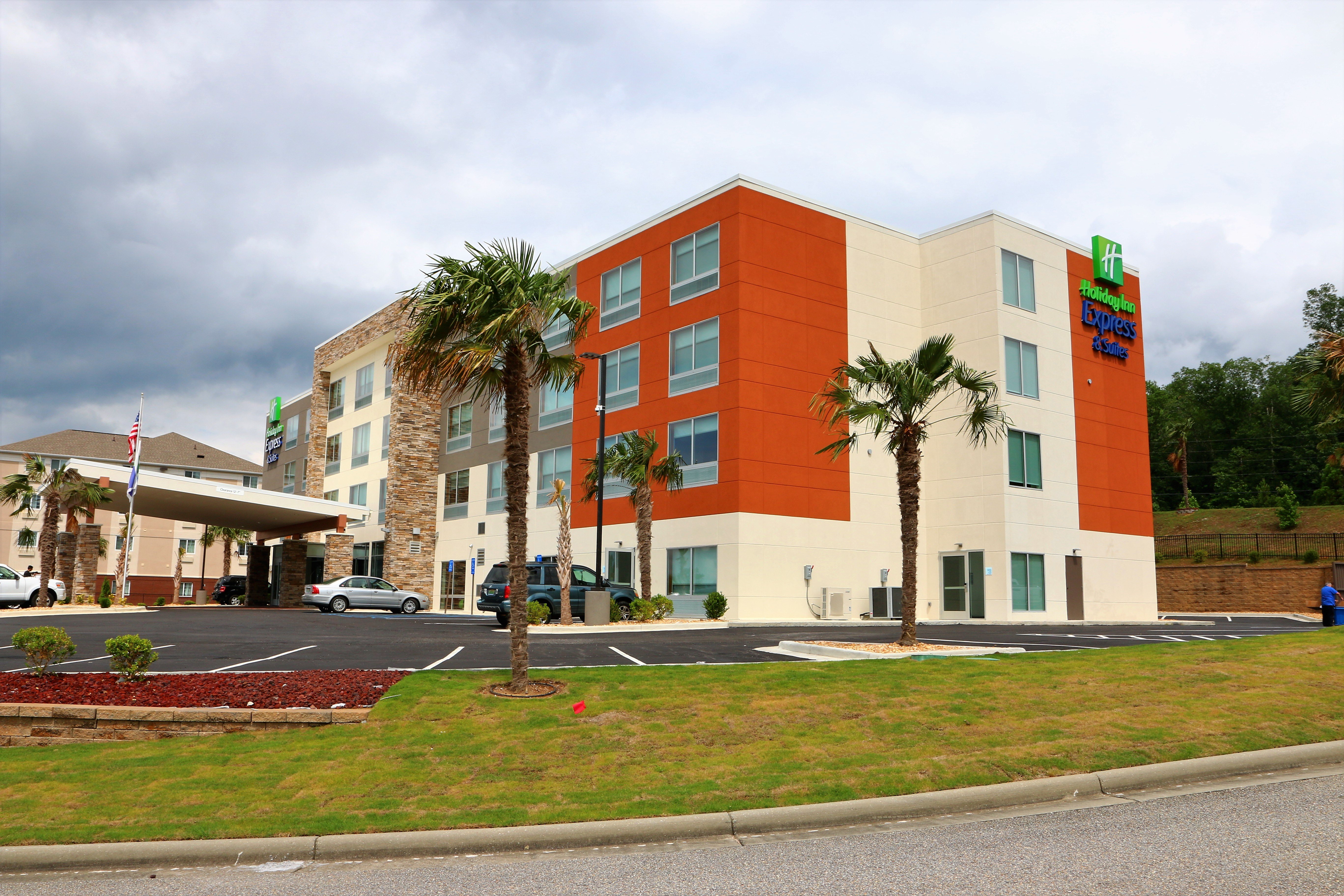 Holiday Inn Express Suites Alabaster 41/41