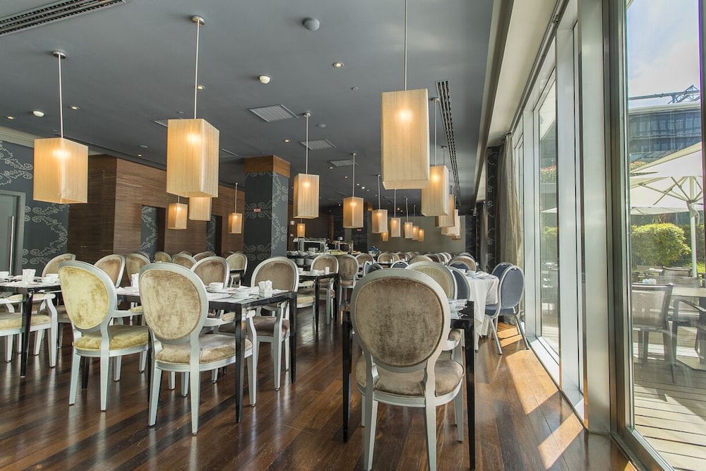 restaurant-cafeteria