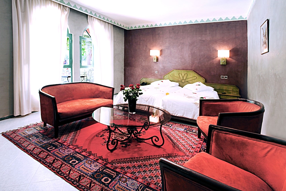 Hotel Chems 22/45