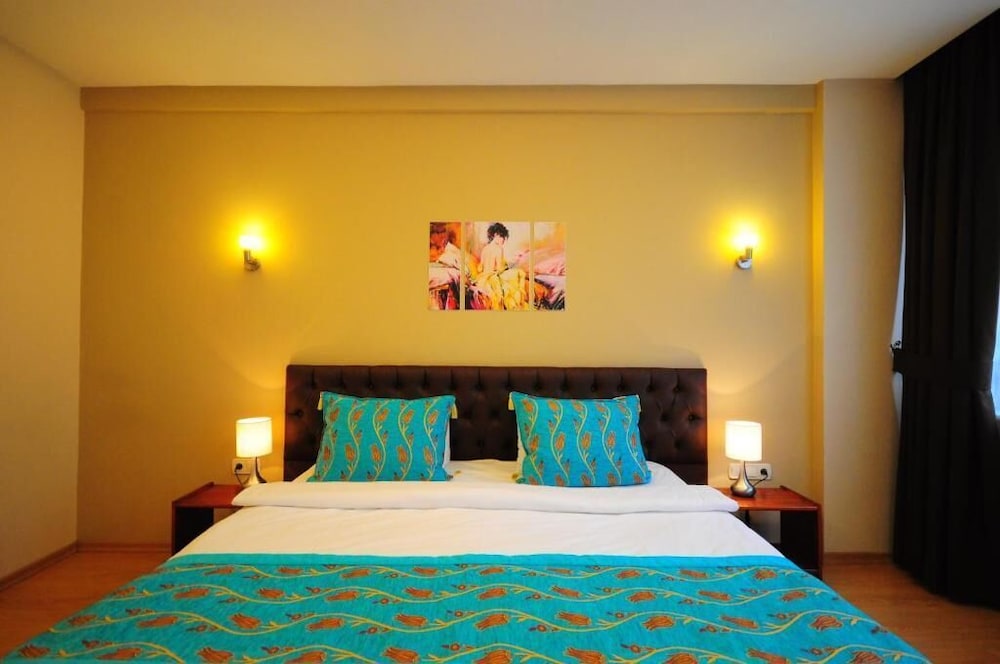 Retropera Hotel 26/60