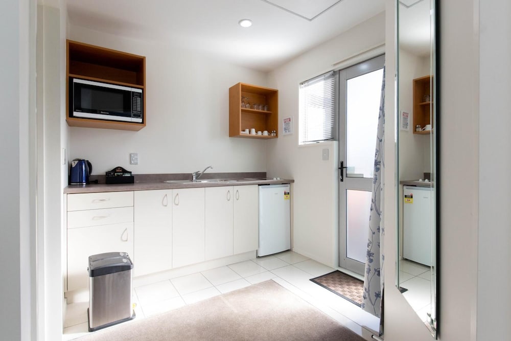 Riccarton Motor Lodge 11/48