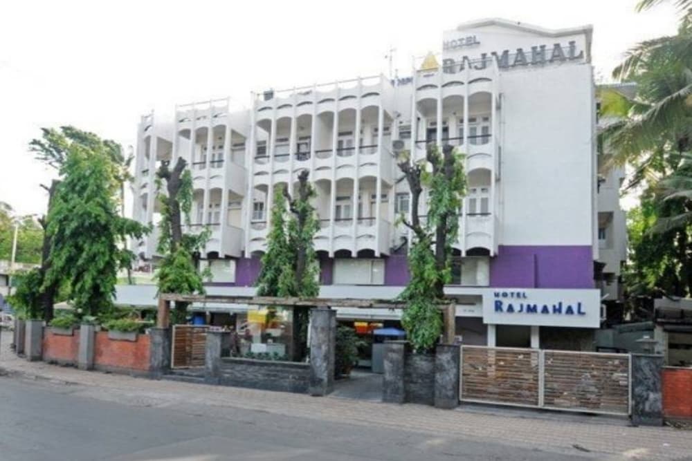 Hotel Rajmahal 3/20