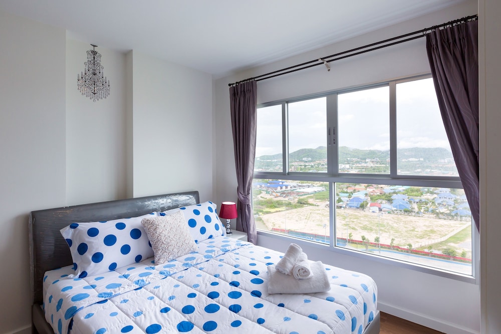 Baan Kiang Fah Hua Hin Condominium By Montri 6/42