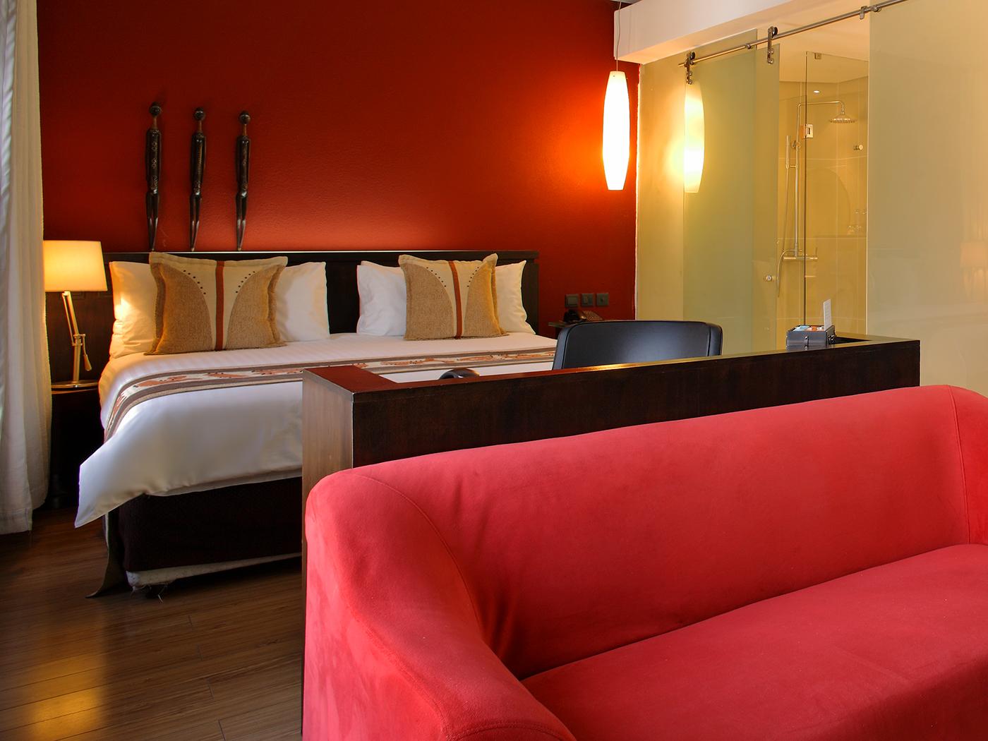 JUNIOR SUITE