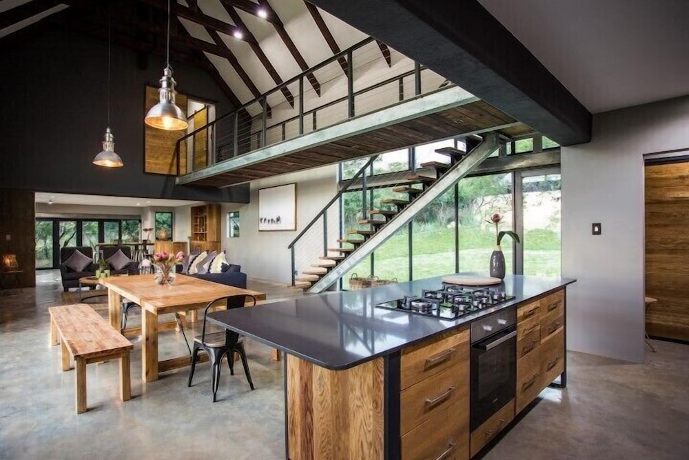 Mount High Luxury Country House 5/37