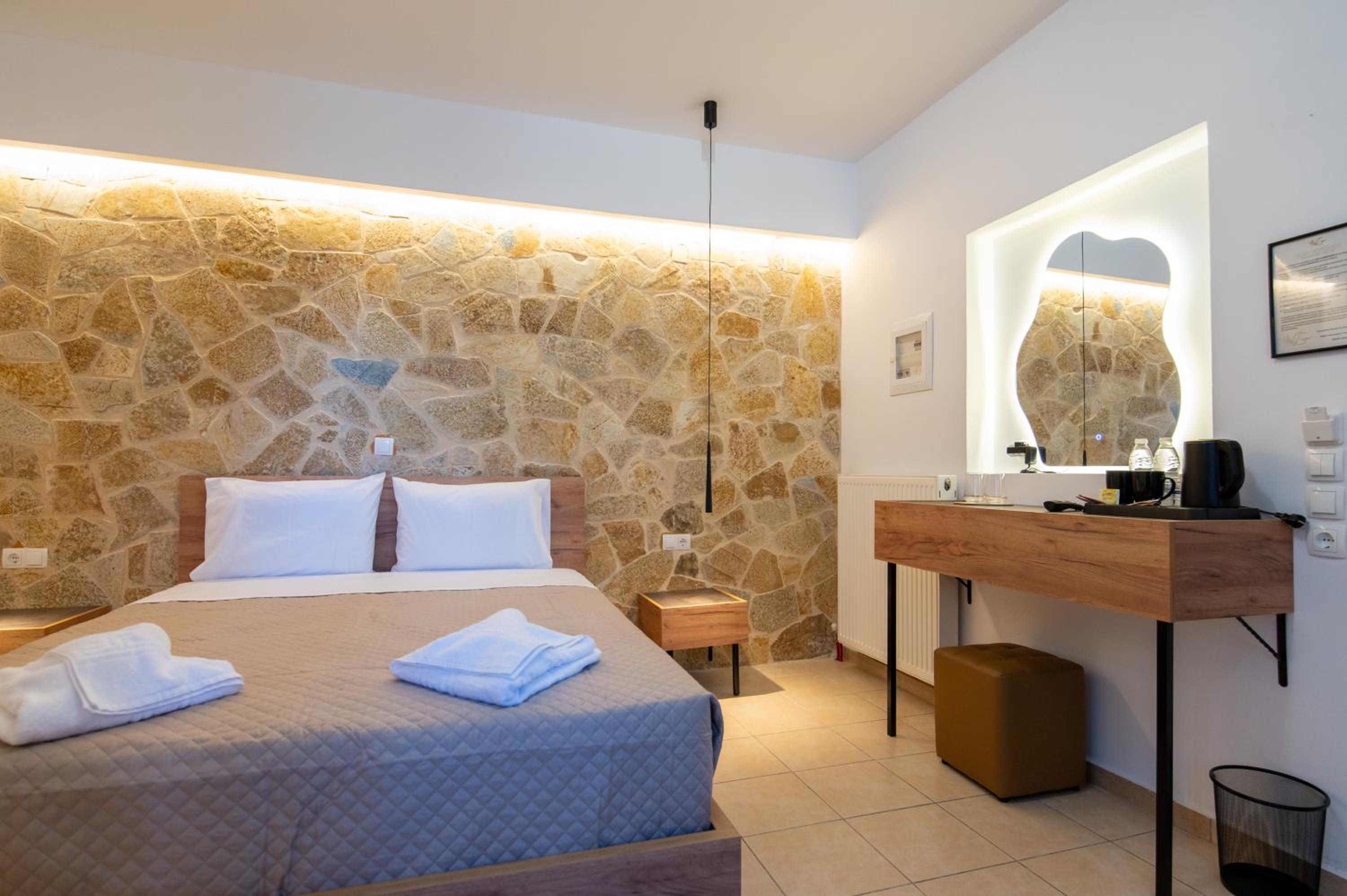 Deluxe, Double Bed, Villa Gereoudis 8/10