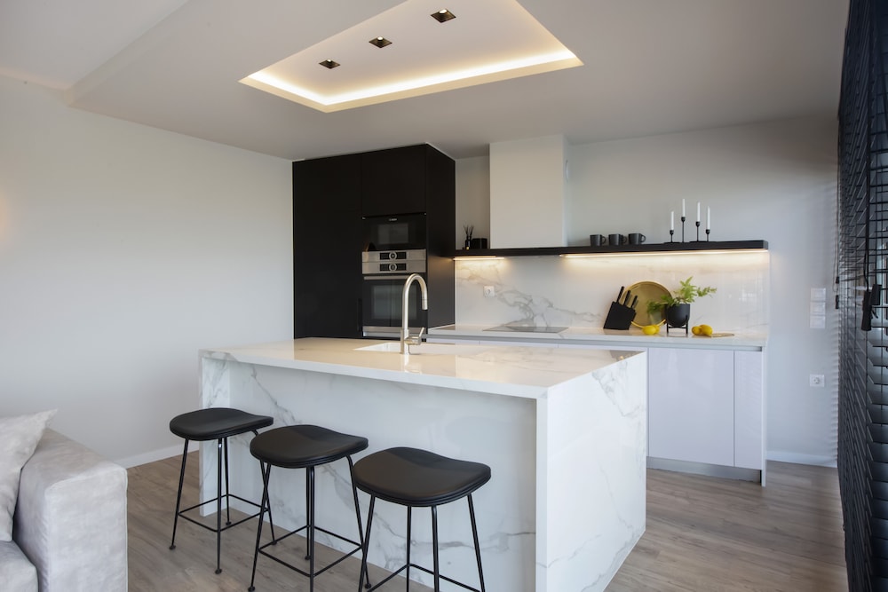 Supreme Luxury Suites By Athens Stay 13/67