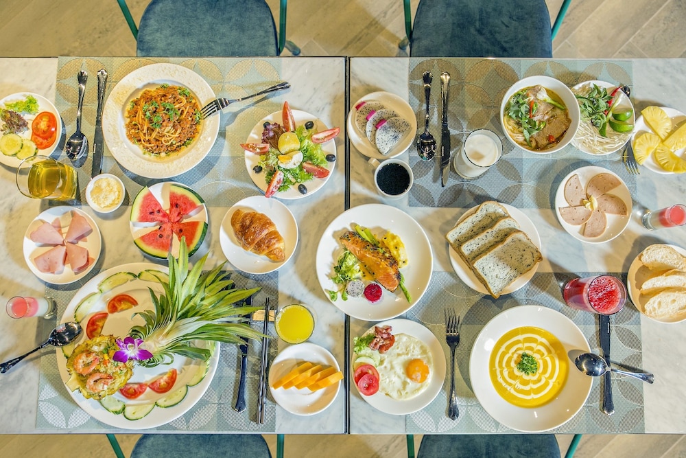Avora Boutique Hotel 39/44