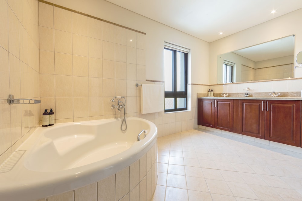Dubai Creek Club Villas 33/36