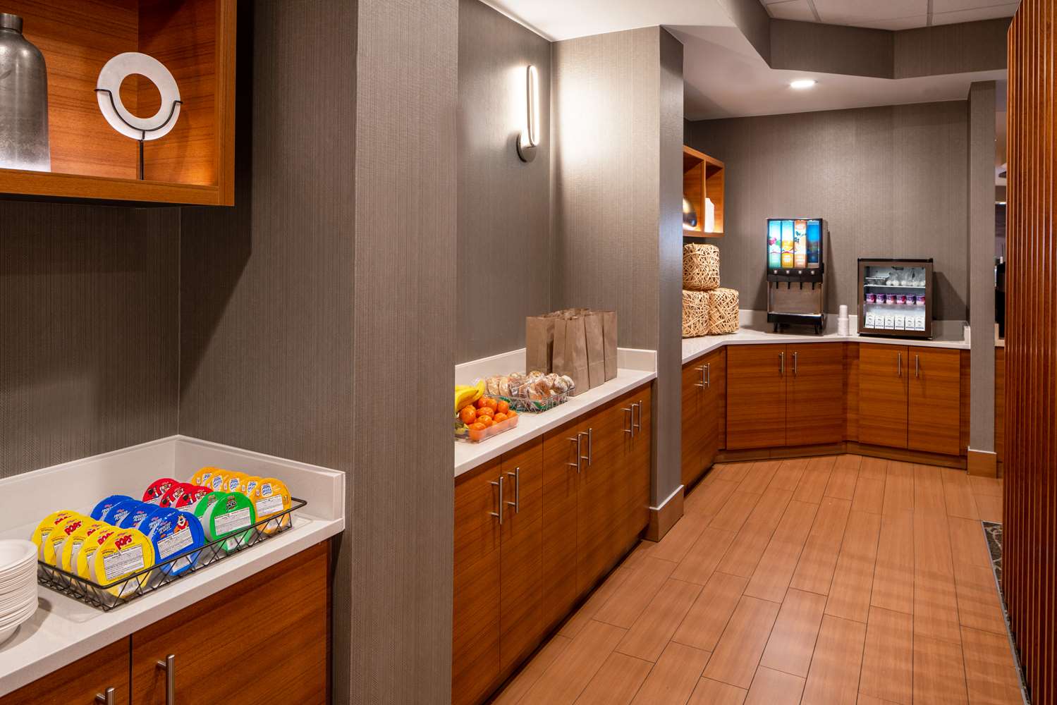 Sonesta Select Nashville Airport Suites 33/33