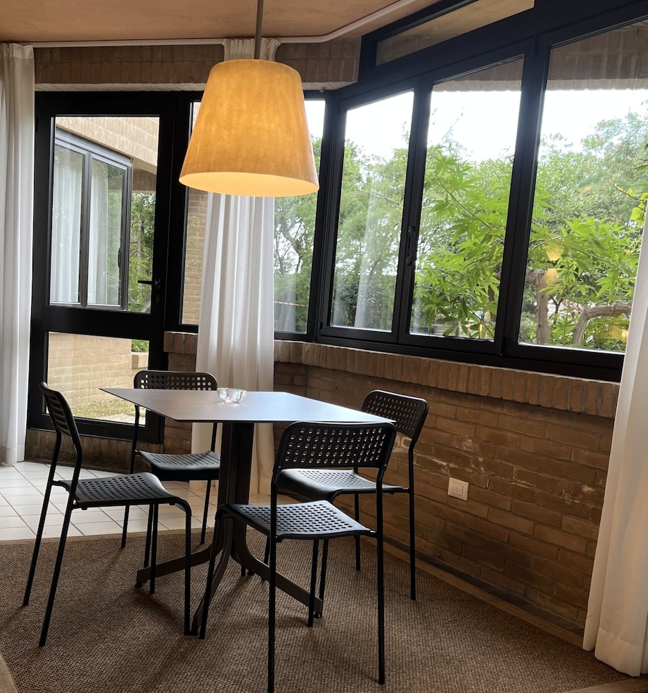 Nauthotel Porto San Vito 48/50