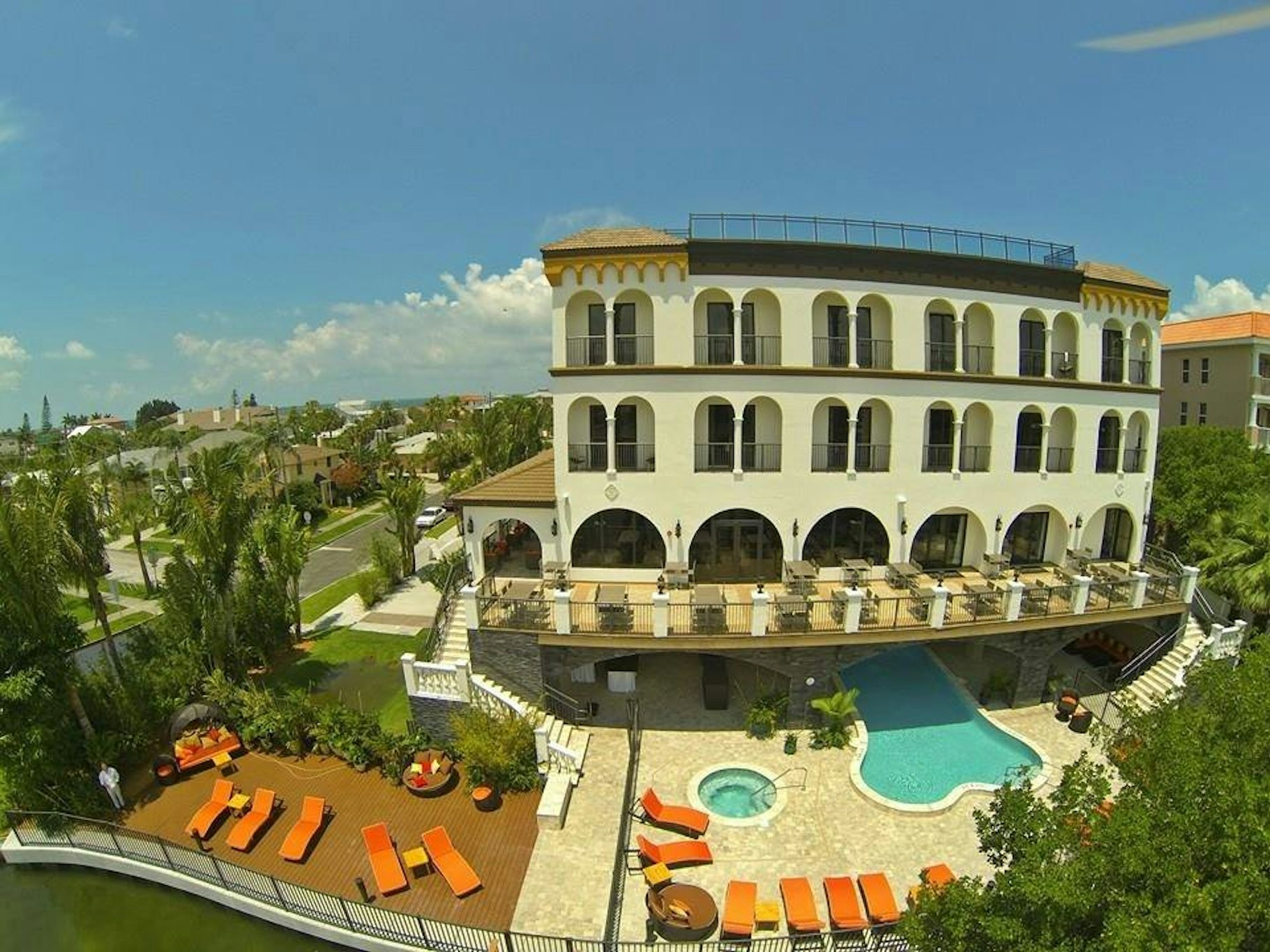 The Hotel Zamora 2/34