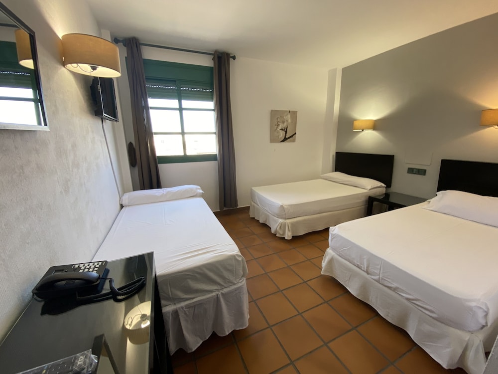 Hotel Almagro 35/73