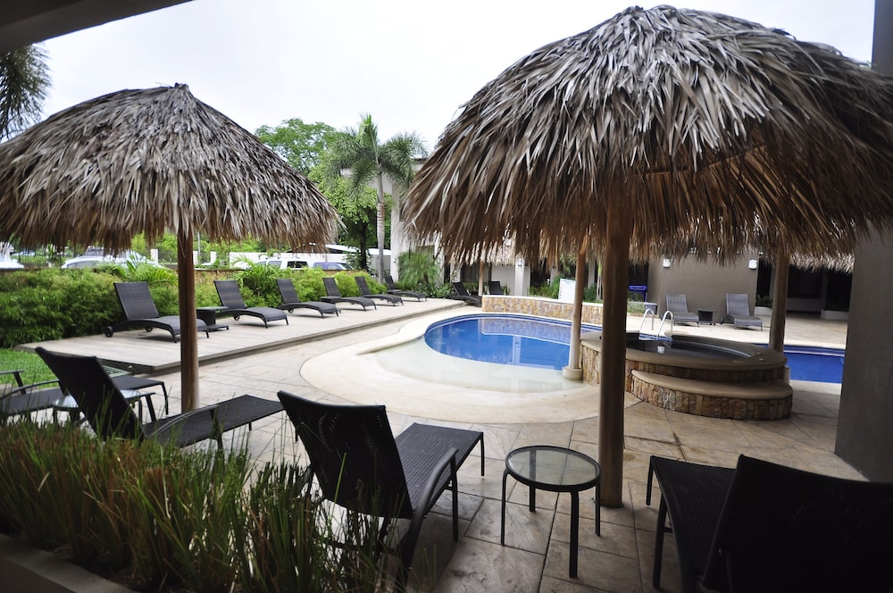 Hotel Colono Beach 12/73