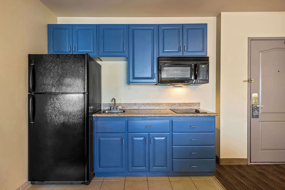 Country Inn Suites By Radisson Red Wing Mn 6/59