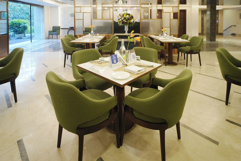 The Muse Sarovar Portico, Nehru Place 32/42