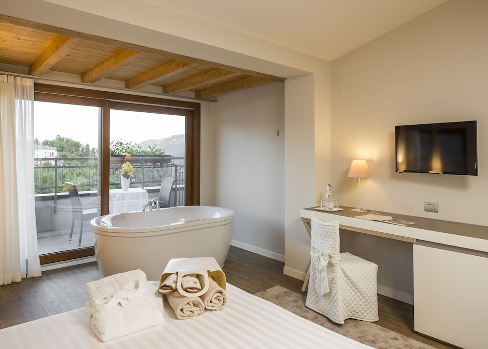 Hotel Resort & Spa Miramonti 32/75