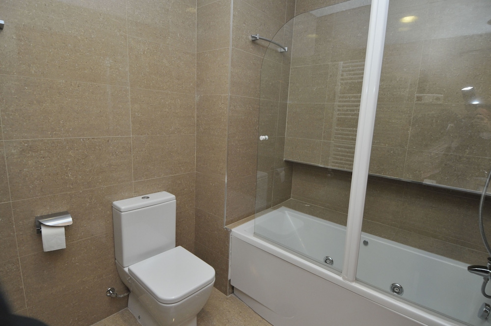 2 BEDROOMS, SUPERIOR, APARTMENT