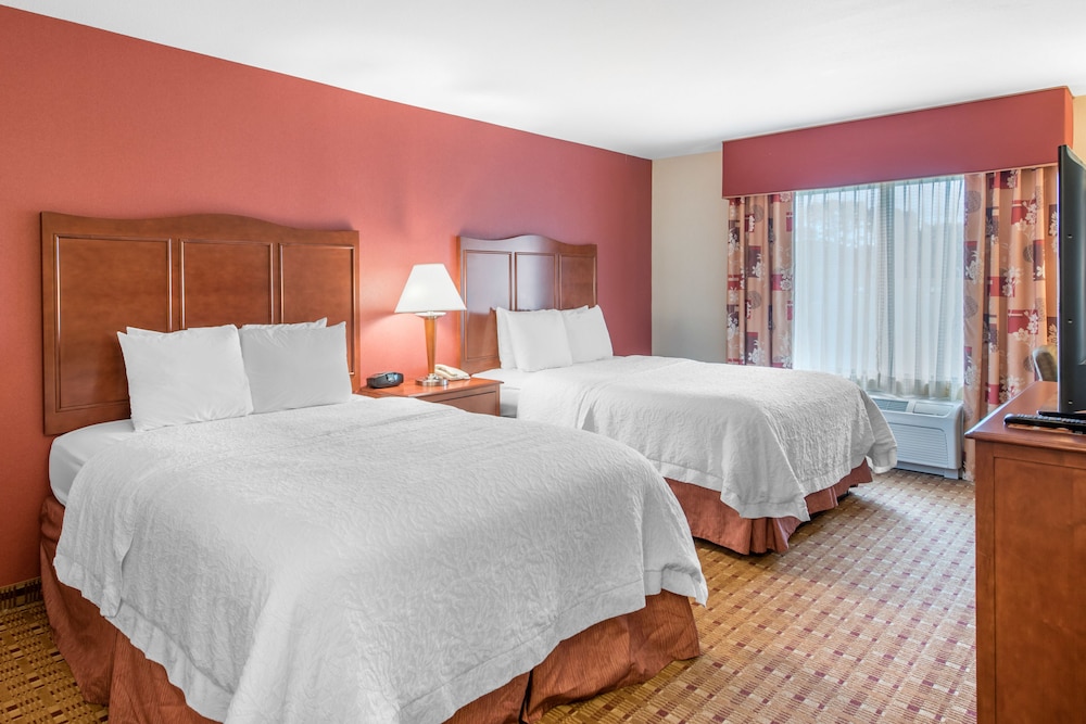 Hampton Inn And Suites Arcata 16/42