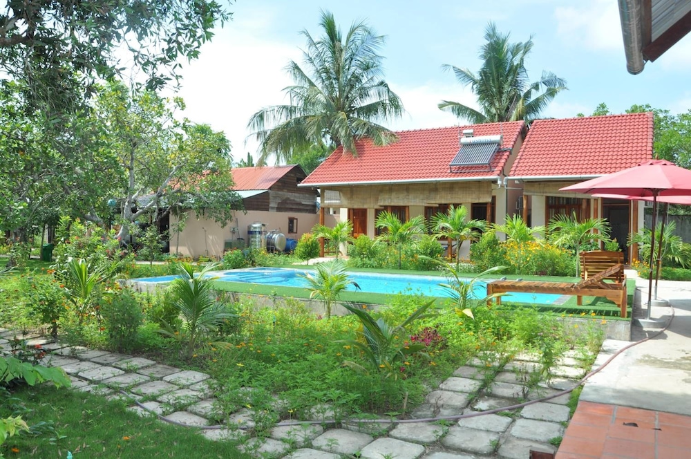 Thuy Van Bungalow 12/37