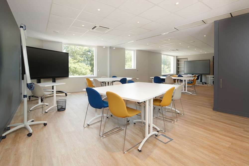 Hotel Campanile Nantes Centre Saint Jacques 58/69