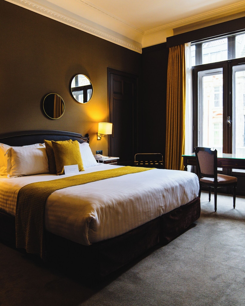 CLASSIC, DOUBLE BED