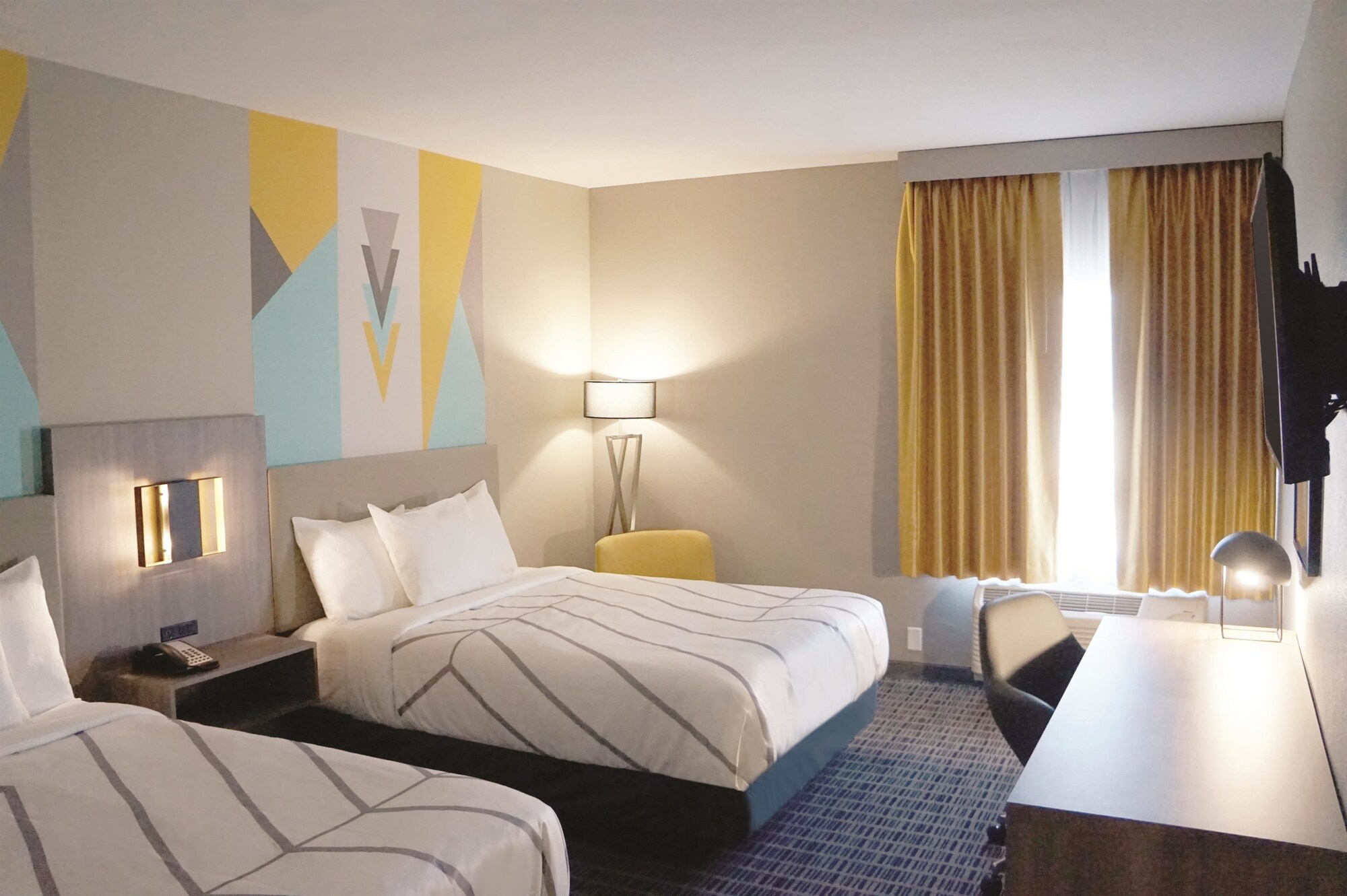 غرفة بسريرين كوين، La Quinta Inn and Suites by Wyndham Richmond-Sugarland 3/5