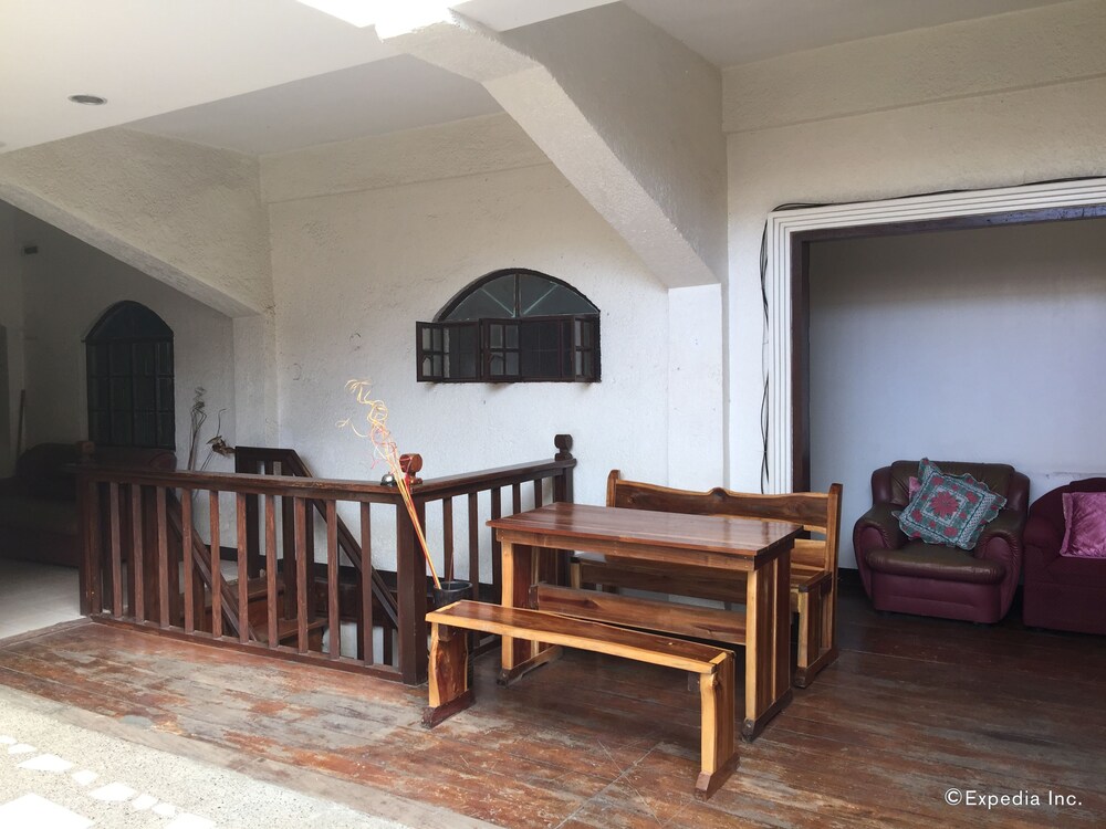 Zuric Pension Coron 40/54